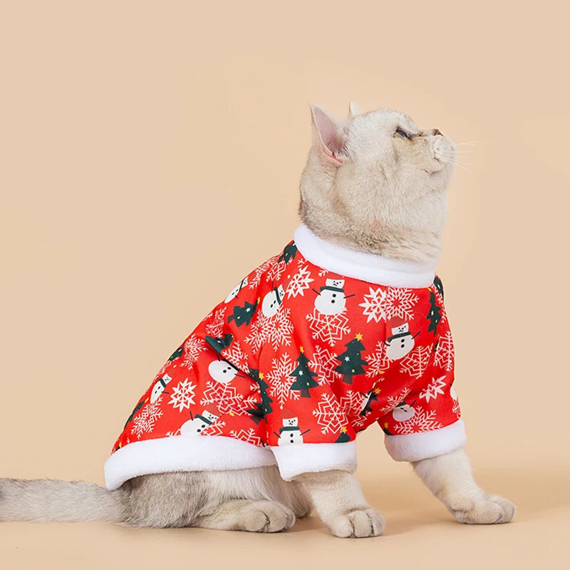 Autumn and winter Christmas pet clothes, comfortable cartoon printed pet cat and dog clothes