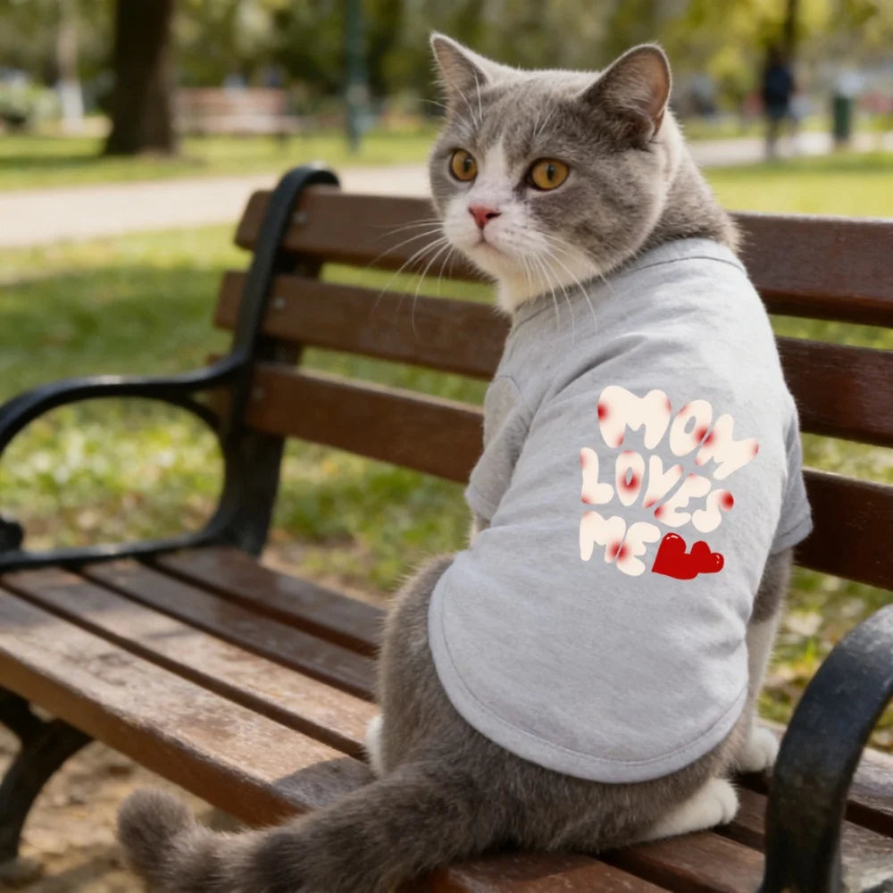 1pc   MOM LOVES ME printed pet  T-shirt, short sleeved, Dogs & Cats